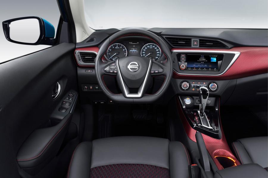  Nissan Lannia 2015 года  (фото 17 из 20)